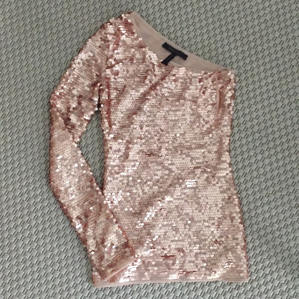 Holiday Pink Sparkling BCBG Top! ✨